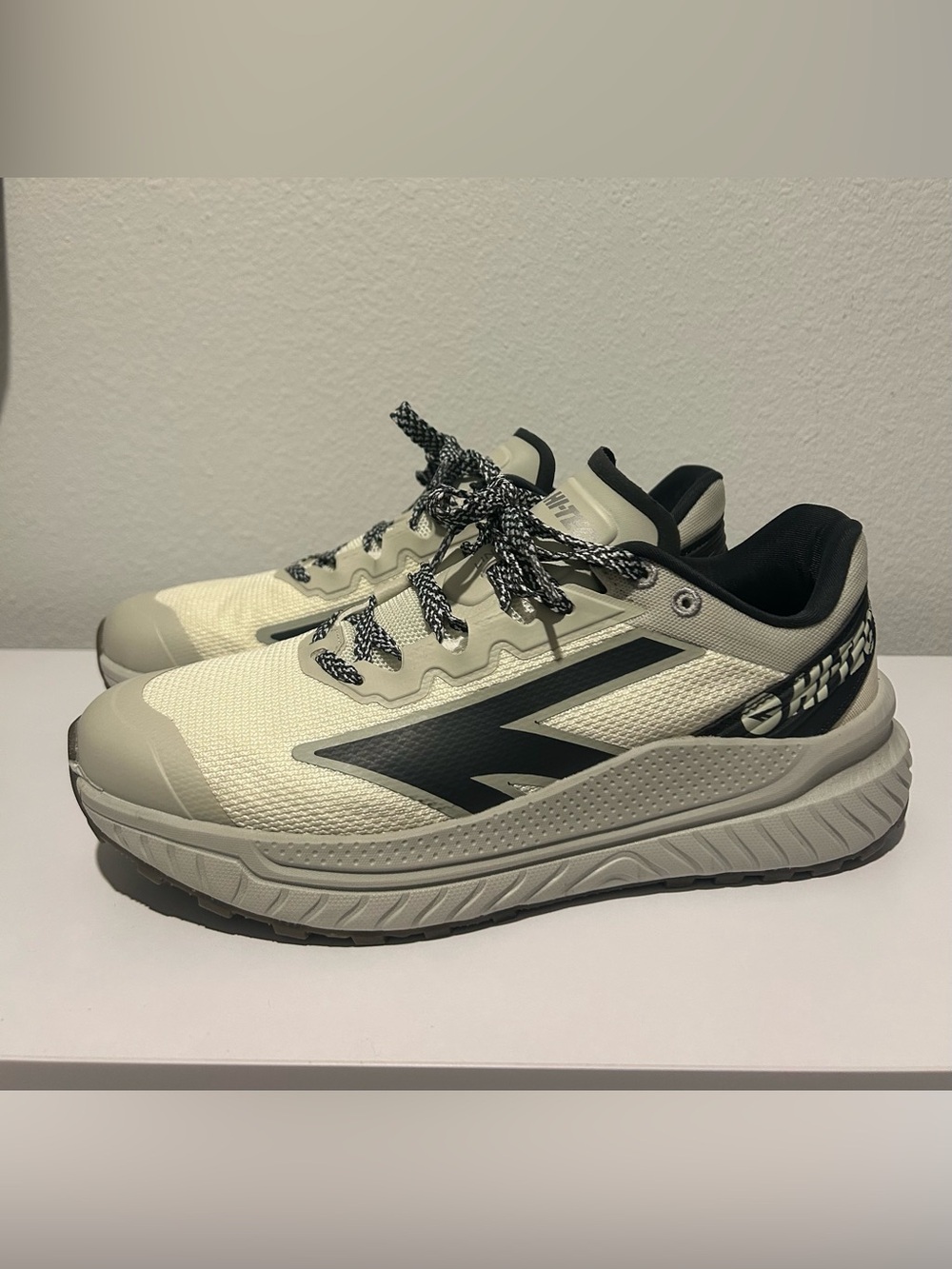 Men’s Hi-Tec Trail Running Shoes size 10